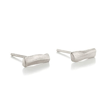 earrings with grain structure in silver - Wim Meeussen Antwerp
